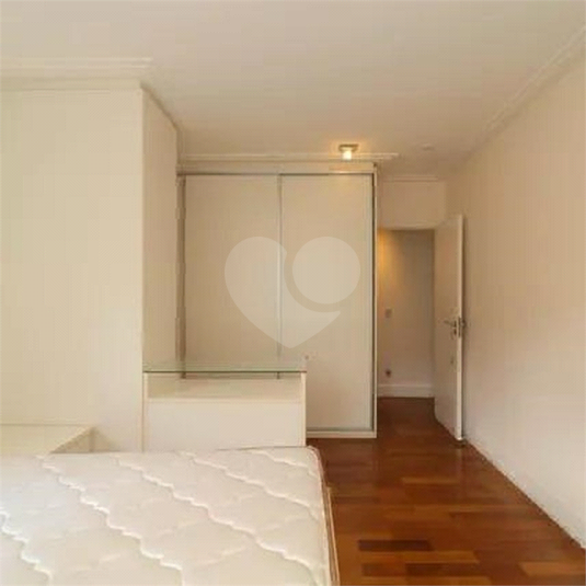 Foto REO1117720
