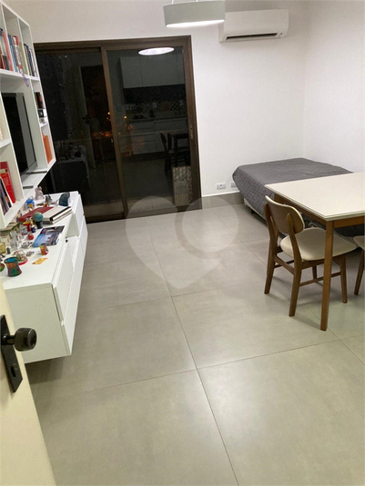 Foto REO1117725