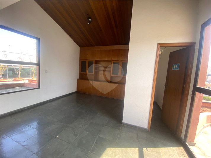 Foto REO1117736