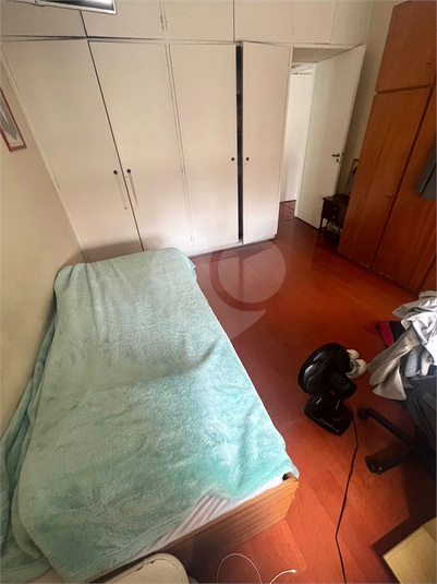 Foto REO1117746