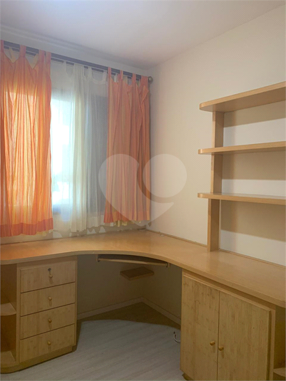 Foto REO1117747