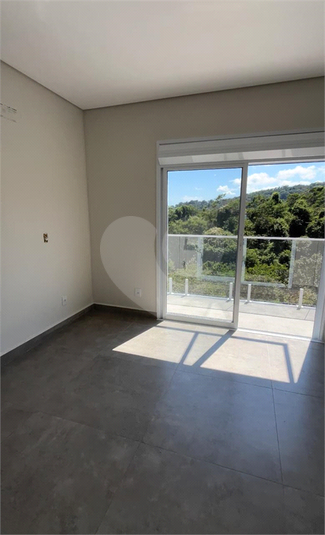 Foto REO1117752