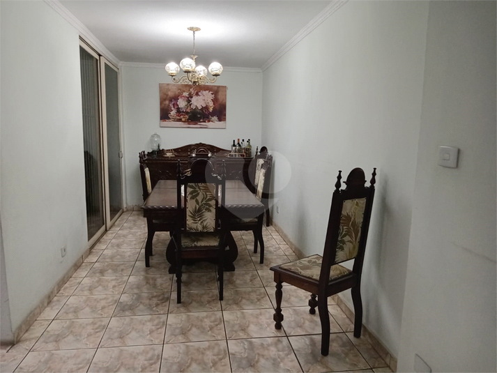 Foto REO1117766