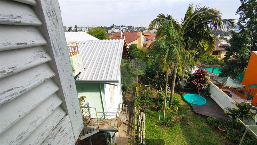 Foto REO1117767