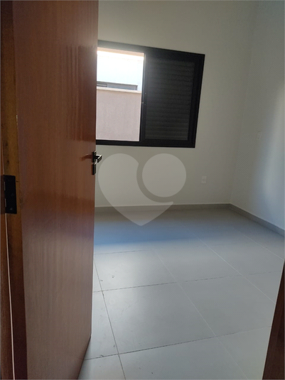 Foto REO1117771