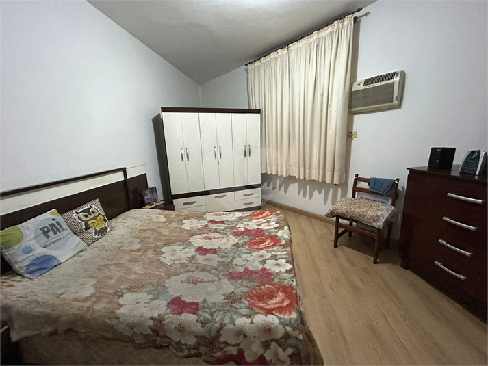 Foto REO1117780
