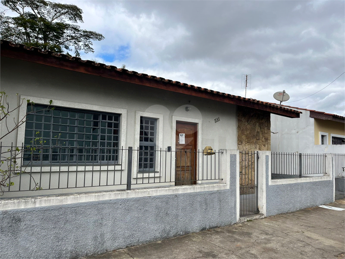 Foto REO1117794