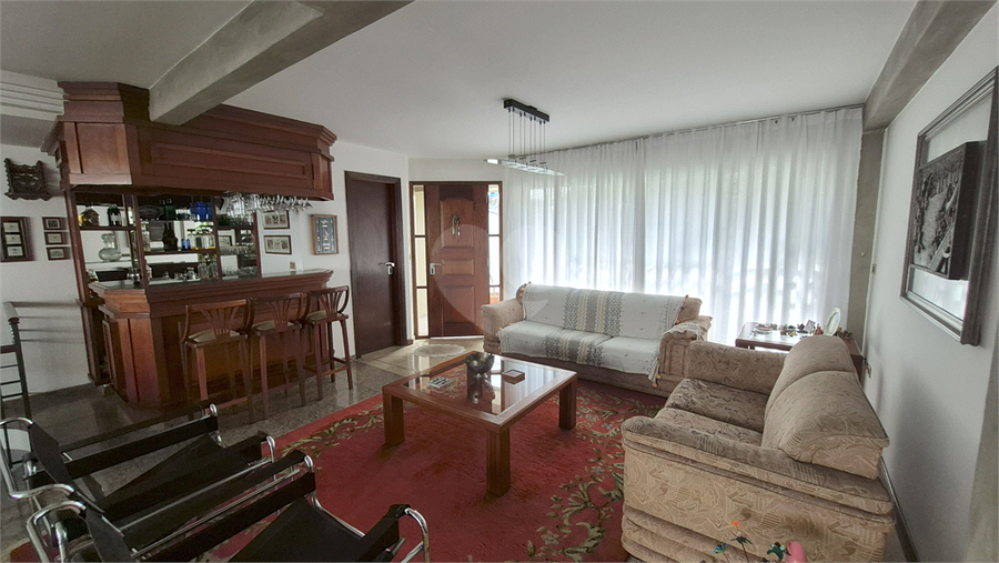 Foto REO1117798