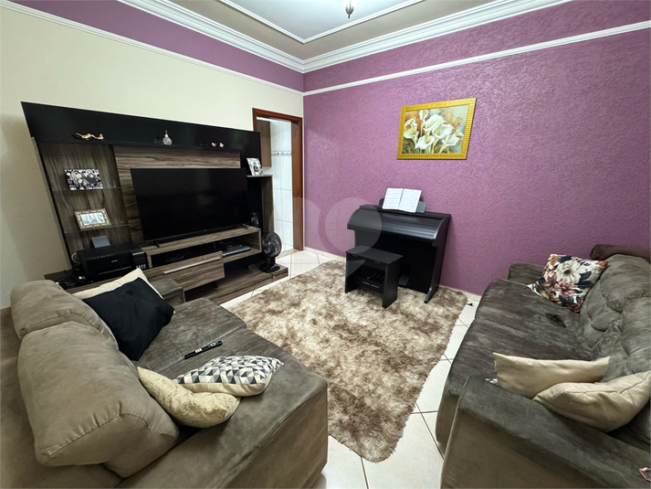 Foto REO1117811