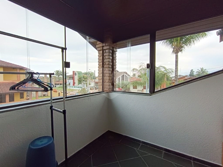 Foto REO1117822