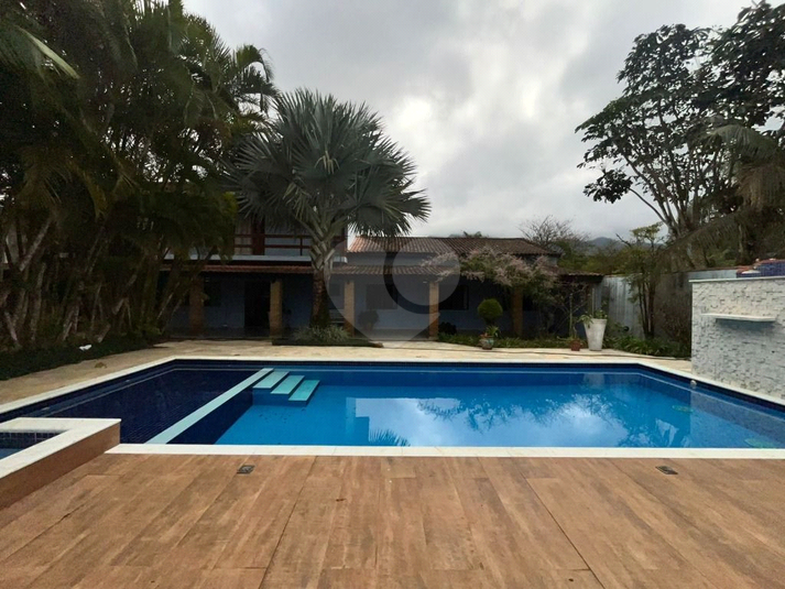 Foto REO1117830