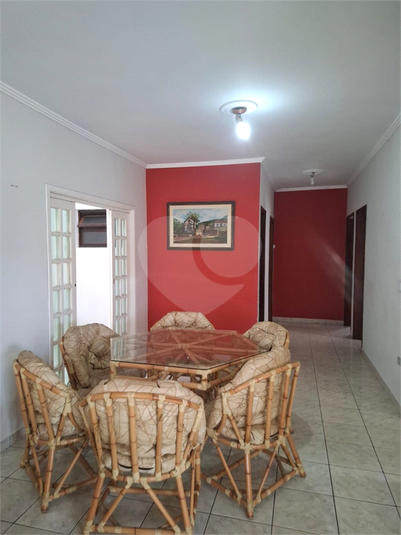 Foto REO1117834