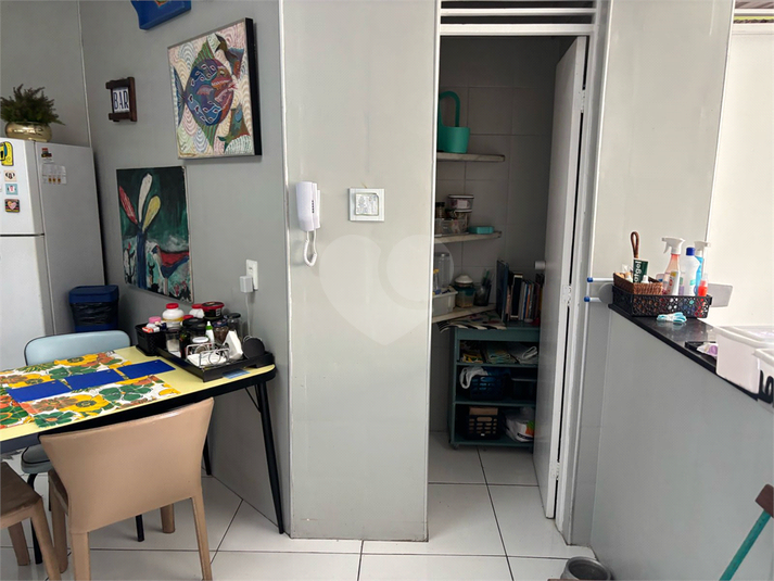 Foto REO1117835