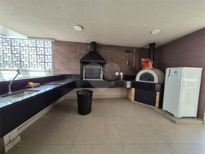 Foto REO1117838