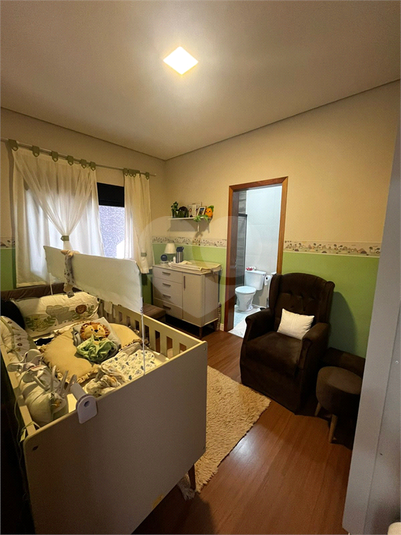 Foto REO1117850