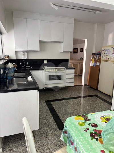 Foto REO1117855