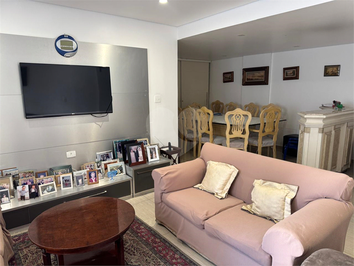 Foto REO1117855
