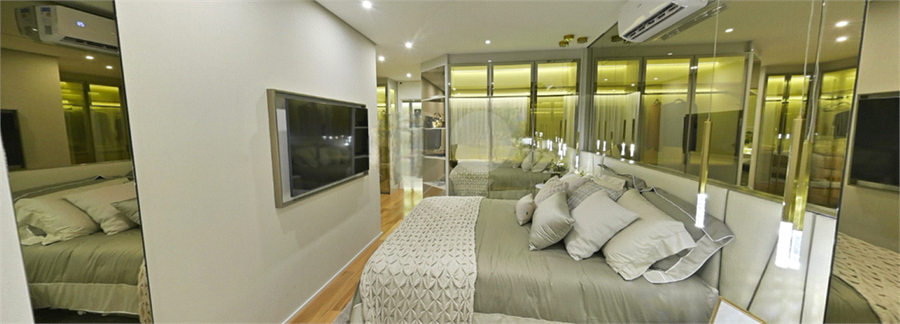 Foto REO1117861