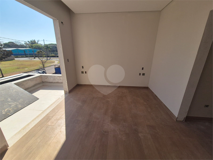Foto REO1117864