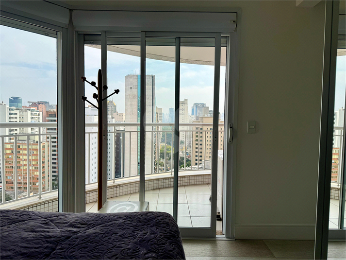 Foto REO1117867