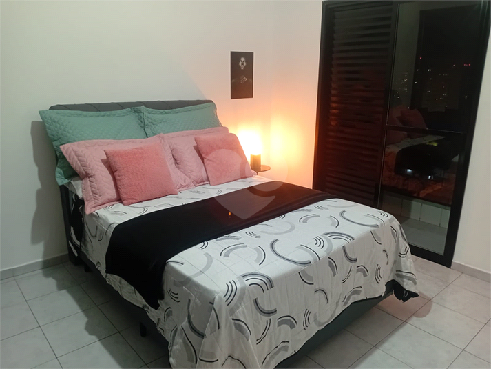 Foto REO1117877