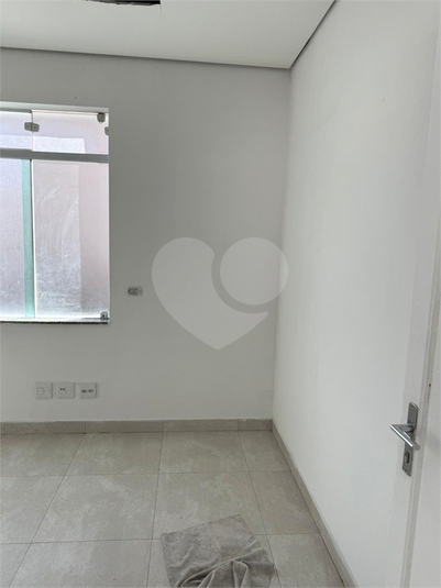 Foto REO1117919