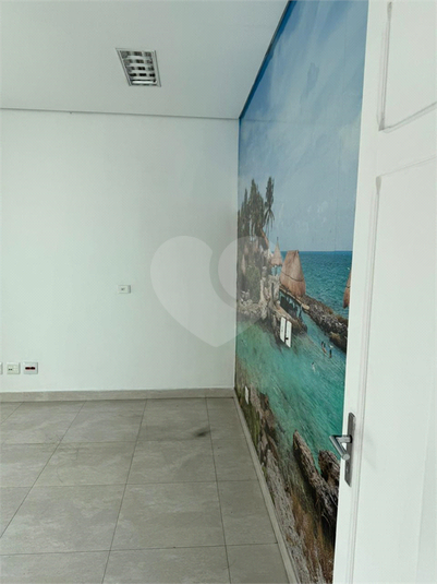Foto REO1117919