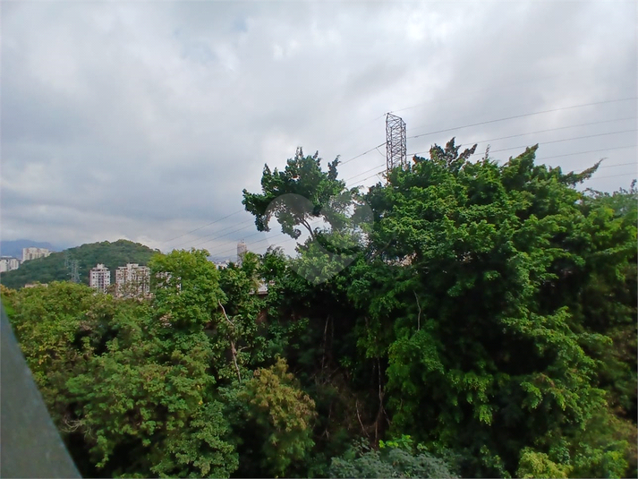 Vista livre  dos quartos