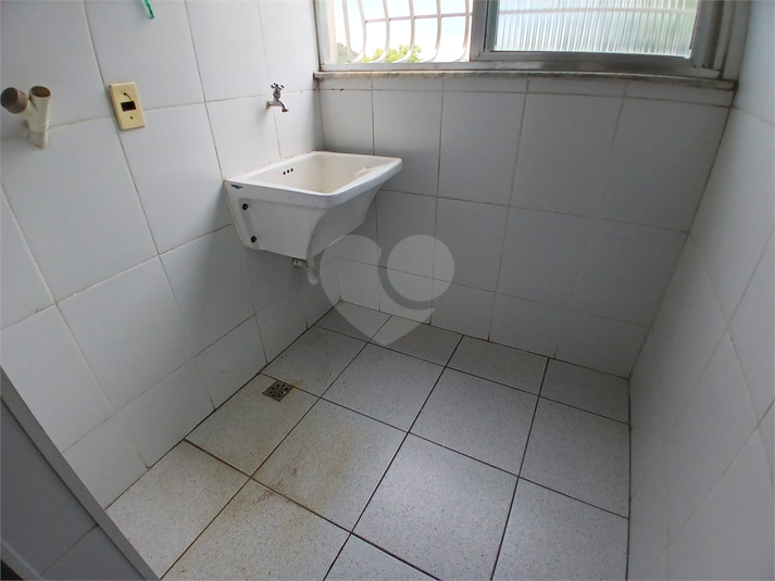 área de serviços 