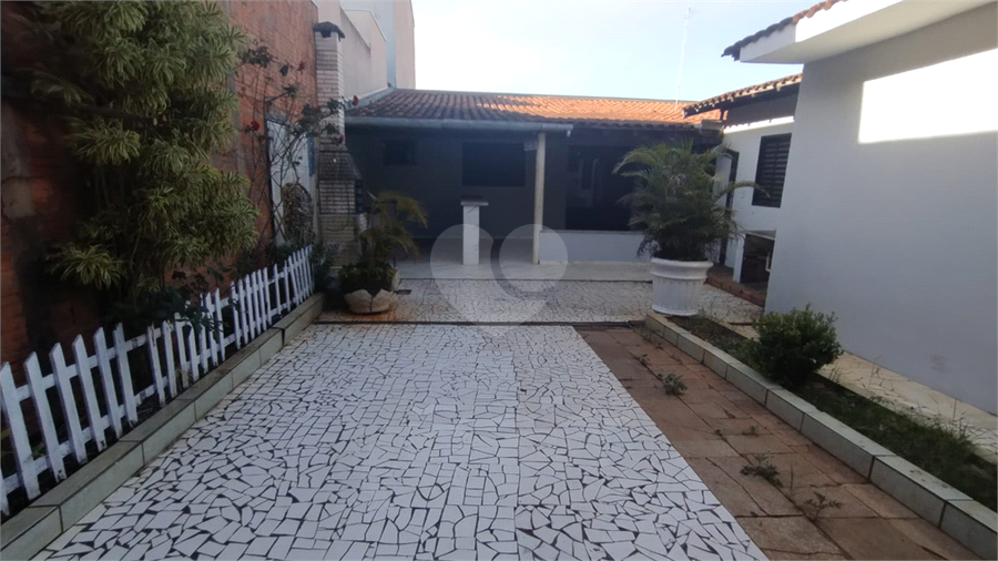 Foto REO1117939