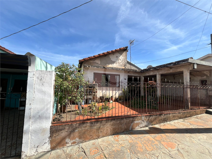 Foto REO1117945