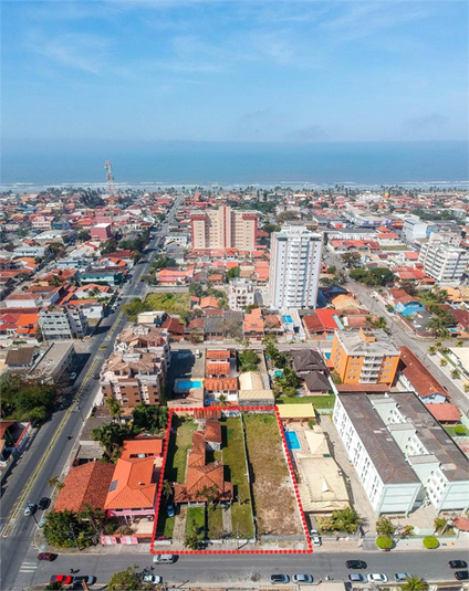 Foto REO1117953