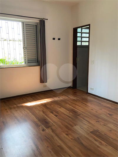 Foto REO1117955