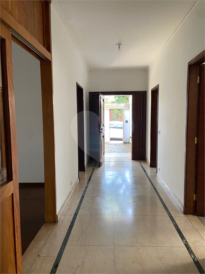 Foto REO1117955
