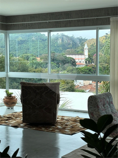 Foto REO1117968