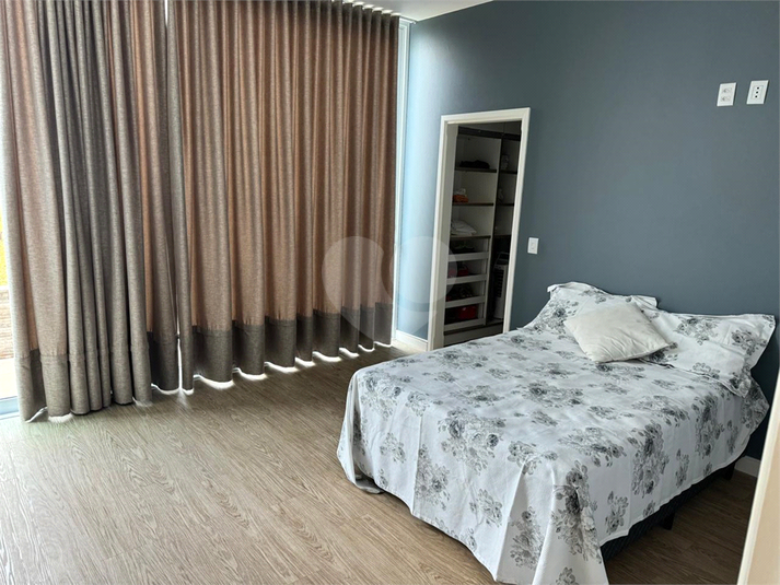 Foto REO1117968