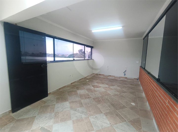 Foto REO1117971
