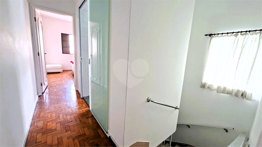 Foto REO1117975