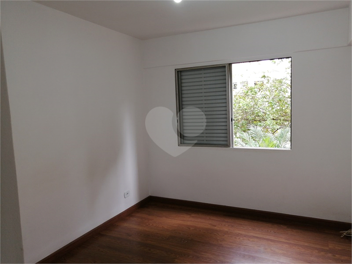 Foto REO1117989