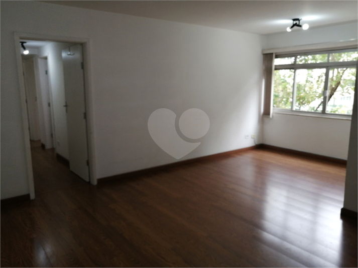 Foto REO1117989