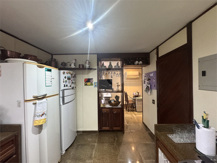 Foto REO1118000