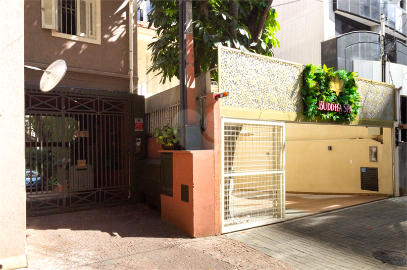 Foto REO1118058