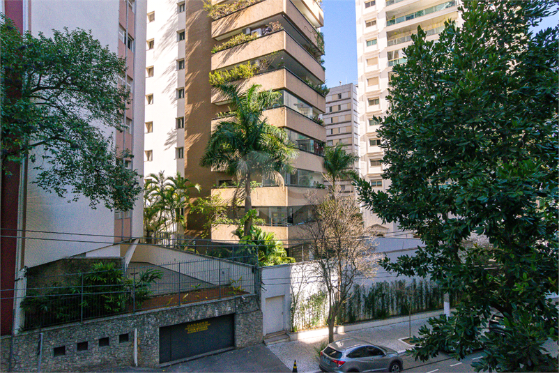 Foto REO1118061
