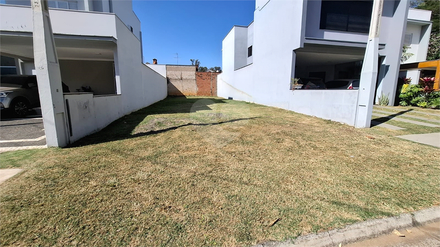 Foto REO1118066