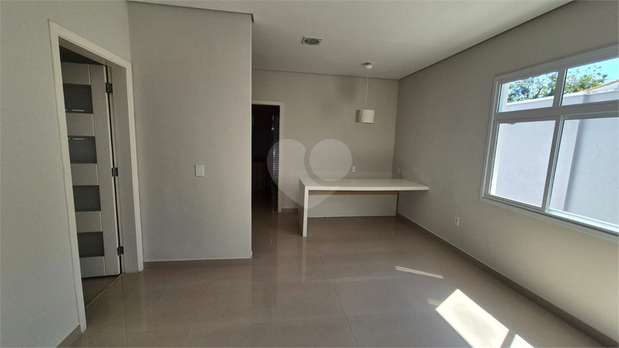 Foto REO1118067