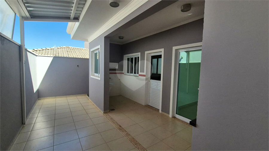 Foto REO1118067