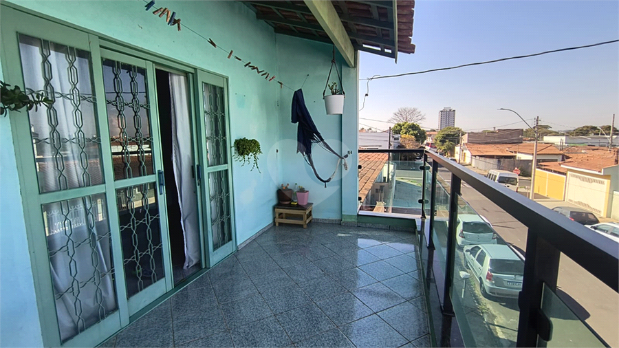 Foto REO1118069