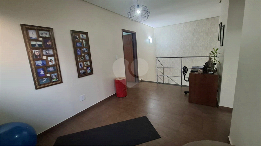 Foto REO1118074