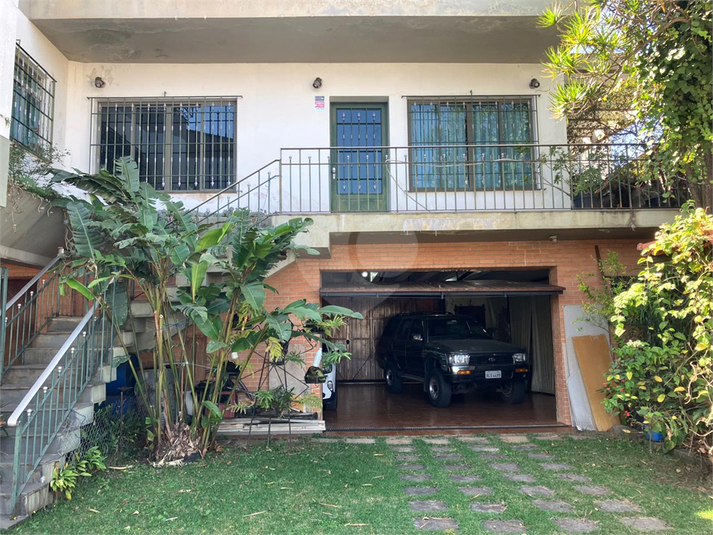Foto REO1118078
