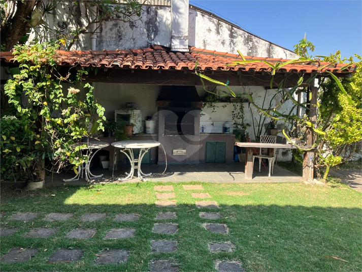 Foto REO1118078